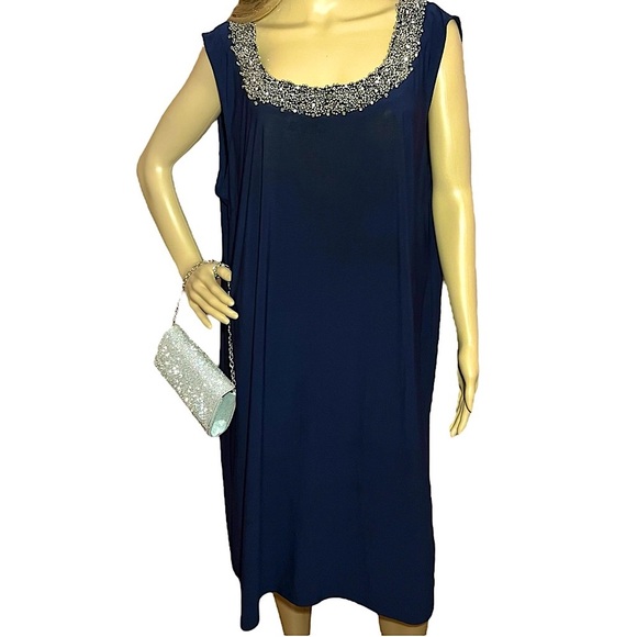 R & M Richards Mother of Bride Navy Blue Short Dress with Silver Beaded Neckline - Picture 2 of 9